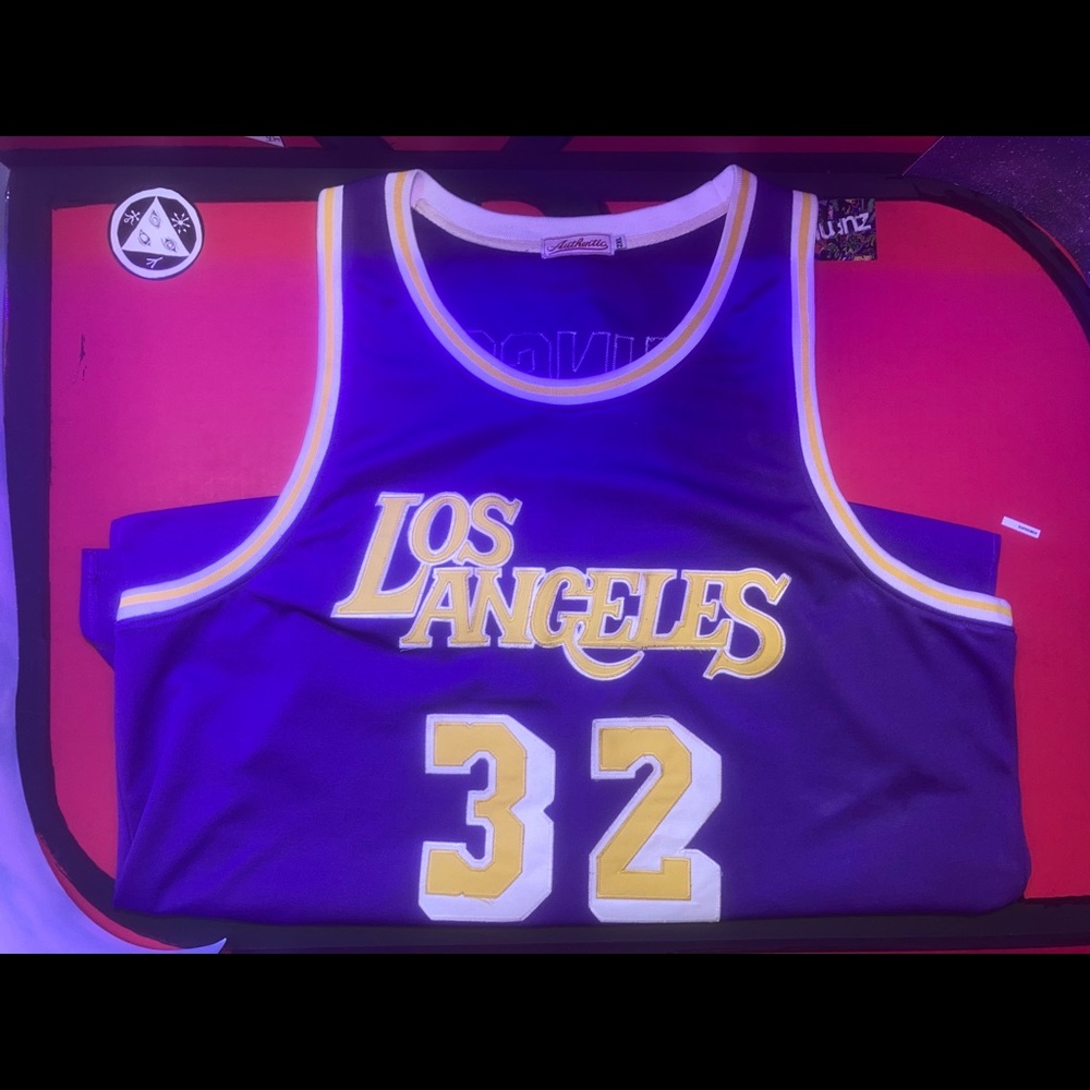 Lakers 32 jersey